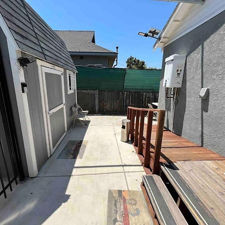 サクラメントCharming Casita All Too Yourself Near Midtownアパートメント エクステリア 写真